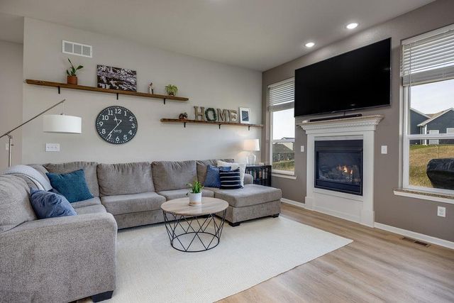 931 Margarets Way, Belleville, WI 53508