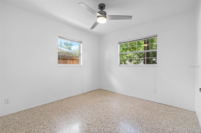 880 42ND STREET N, St Petersburg, FL 33713