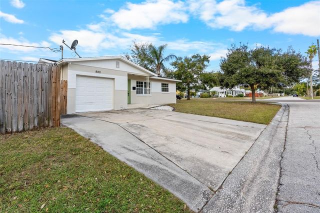 880 42ND STREET N, St Petersburg, FL 33713