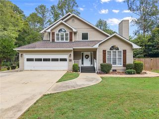 4785 Hiawatha Drive, Gainesville, GA 30506