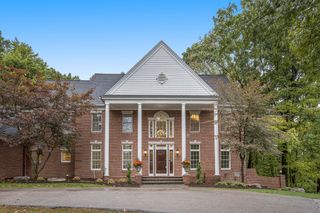 1233 Ballybunion Court SE, Grand Rapids, MI 49546