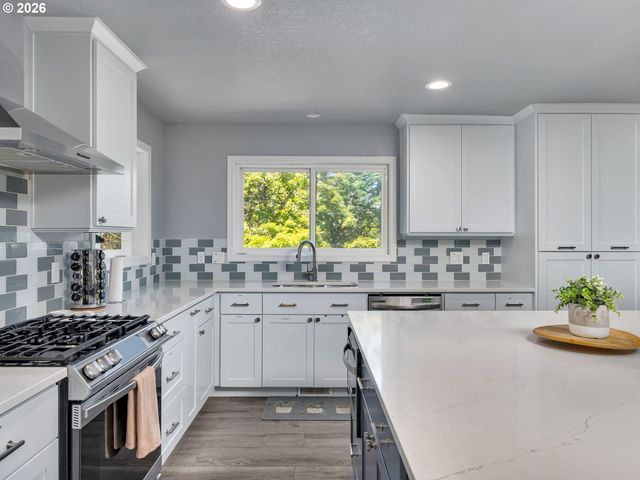 1129 Nw CONNELL Ave, Hillsboro, OR 97124