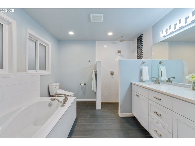 1129 Nw CONNELL Ave, Hillsboro, OR 97124