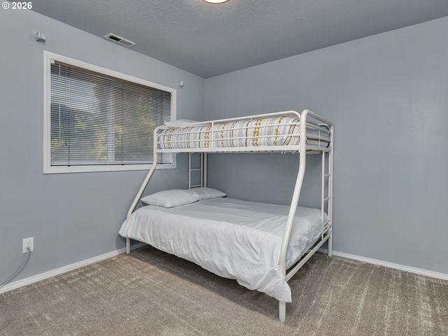 1129 Nw CONNELL Ave, Hillsboro, OR 97124