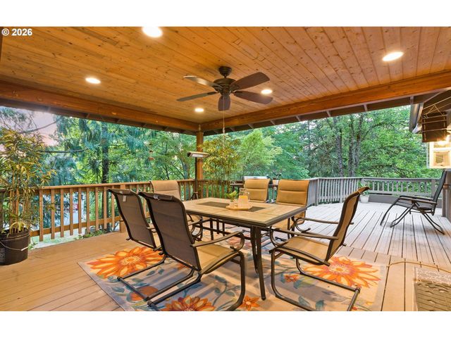 1129 Nw CONNELL Ave, Hillsboro, OR 97124