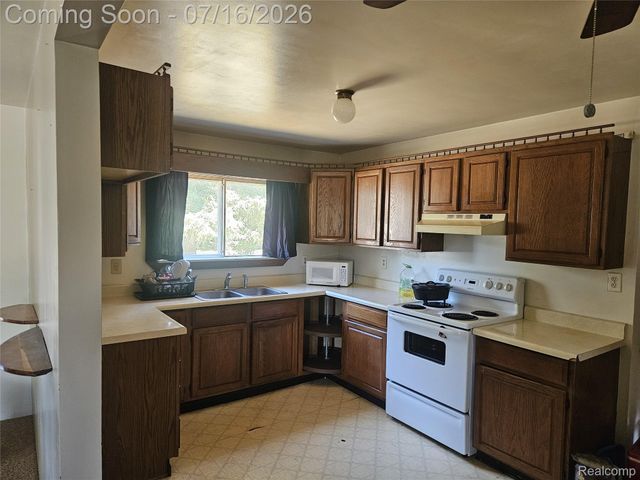 1115 State Street, Owosso, MI 48867