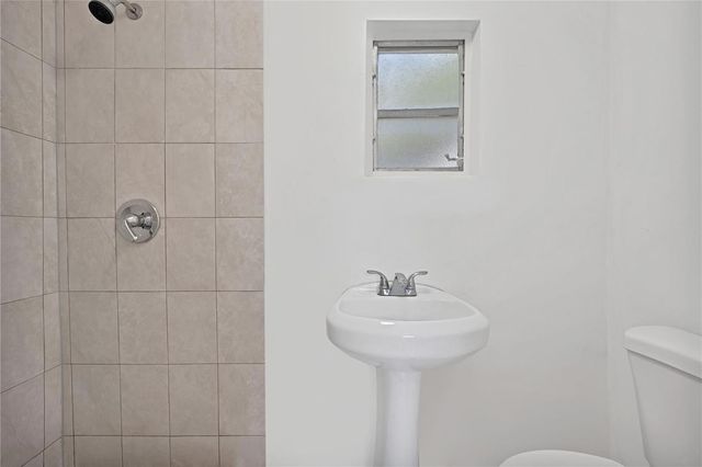 1114 NW 39th Street, Miami, FL 33127