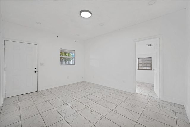 1114 NW 39th Street, Miami, FL 33127