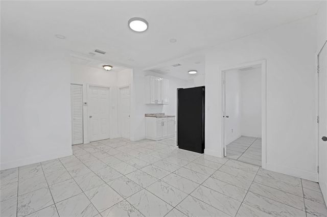 1114 NW 39th Street, Miami, FL 33127