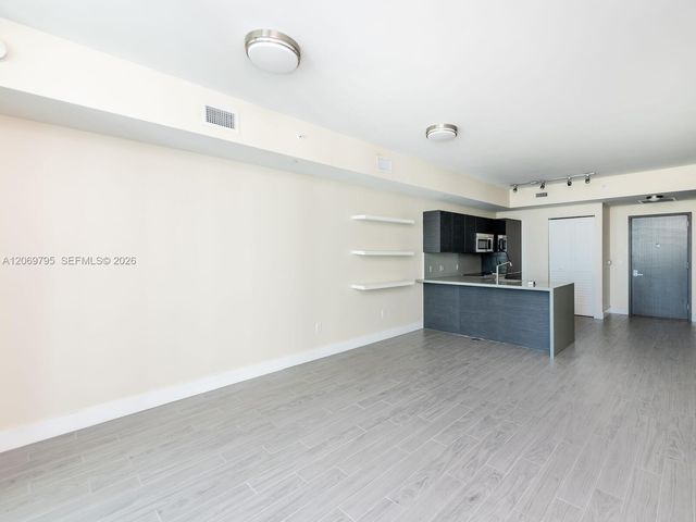 1080 Brickell Avenue 2206, Miami, FL 33131
