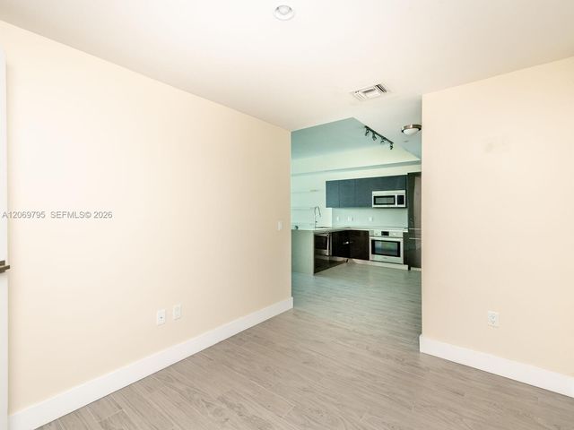 1080 Brickell Avenue 2206, Miami, FL 33131