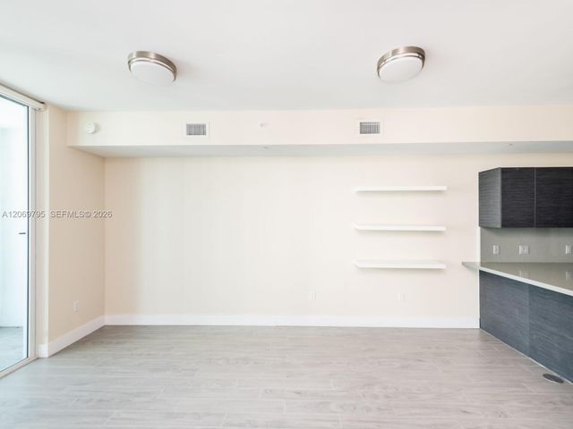 1080 Brickell Avenue 2206, Miami, FL 33131