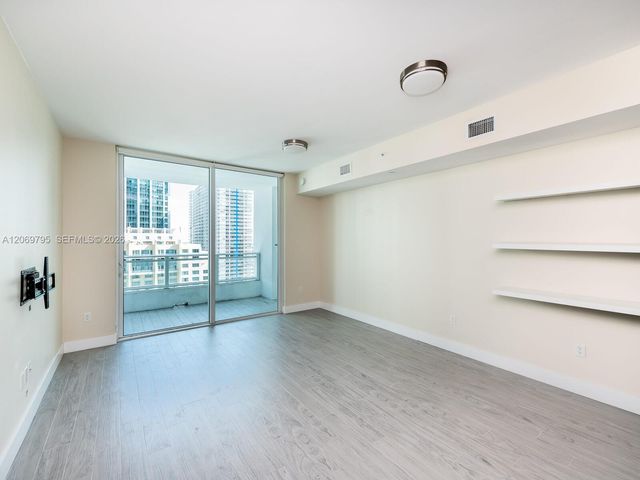 1080 Brickell Avenue 2206, Miami, FL 33131