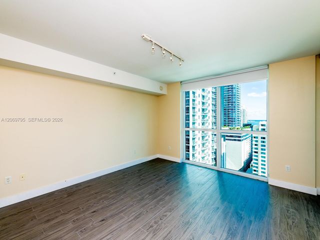 1080 Brickell Avenue 2206, Miami, FL 33131