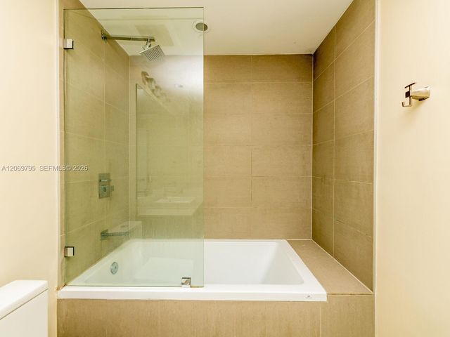 1080 Brickell Avenue 2206, Miami, FL 33131