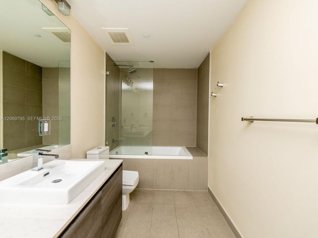 1080 Brickell Avenue 2206, Miami, FL 33131