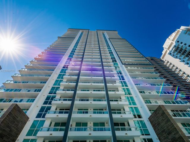 1080 Brickell Avenue 2206, Miami, FL 33131