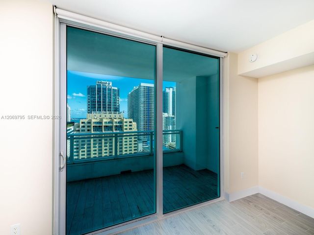 1080 Brickell Avenue 2206, Miami, FL 33131
