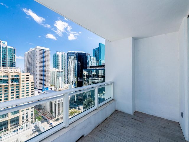 1080 Brickell Avenue 2206, Miami, FL 33131