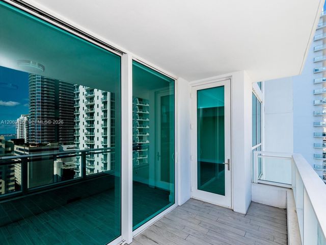 1080 Brickell Avenue 2206, Miami, FL 33131