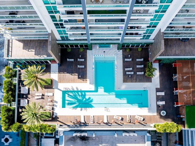 1080 Brickell Avenue 2206, Miami, FL 33131
