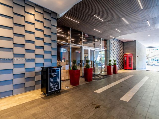 1080 Brickell Avenue 2206, Miami, FL 33131