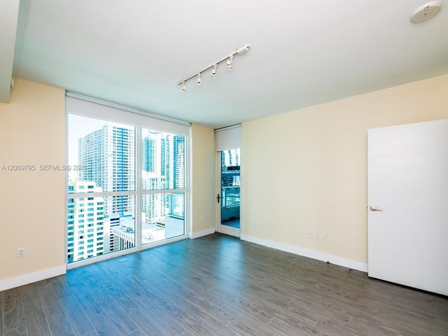 1080 Brickell Avenue 2206, Miami, FL 33131