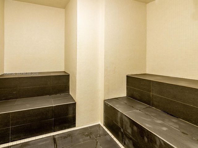 1080 Brickell Avenue 2206, Miami, FL 33131