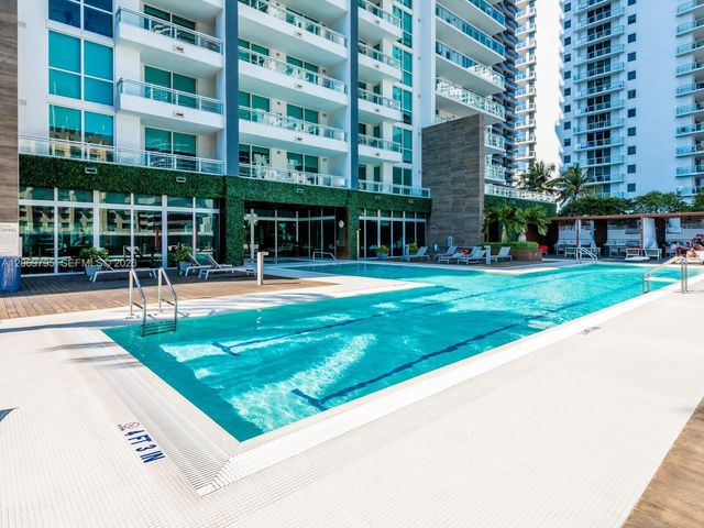 1080 Brickell Avenue 2206, Miami, FL 33131