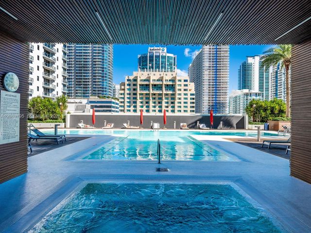 1080 Brickell Avenue 2206, Miami, FL 33131