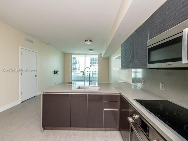 1080 Brickell Avenue 2206, Miami, FL 33131