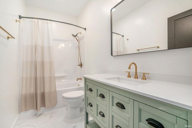 2583 Timberstone Drive, Elkhart, IN 46516