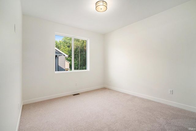 2583 Timberstone Drive, Elkhart, IN 46516