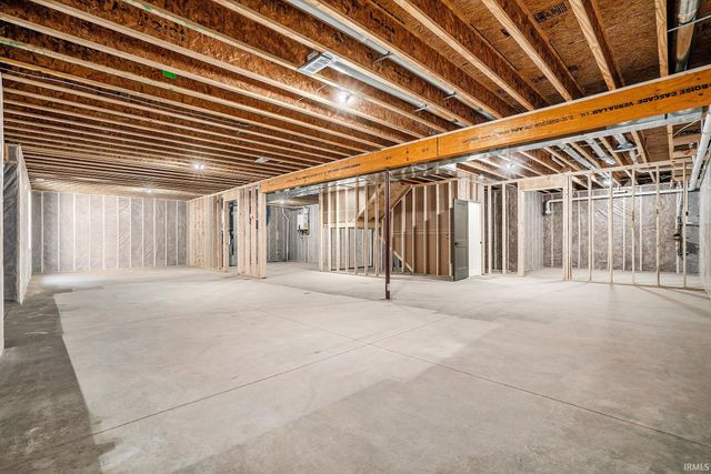 2583 Timberstone Drive, Elkhart, IN 46516