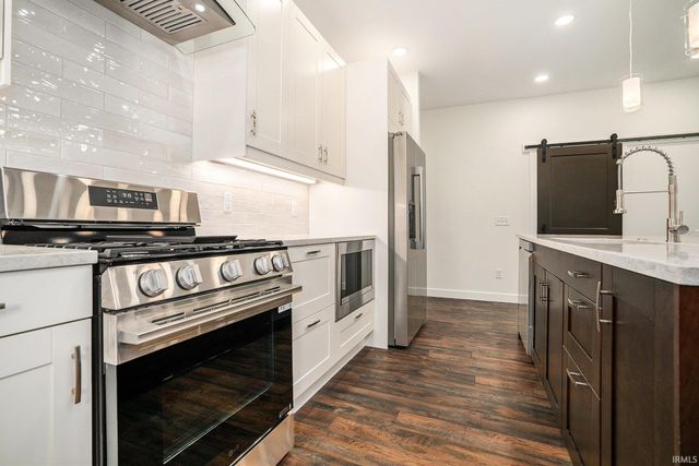 2583 Timberstone Drive, Elkhart, IN 46516