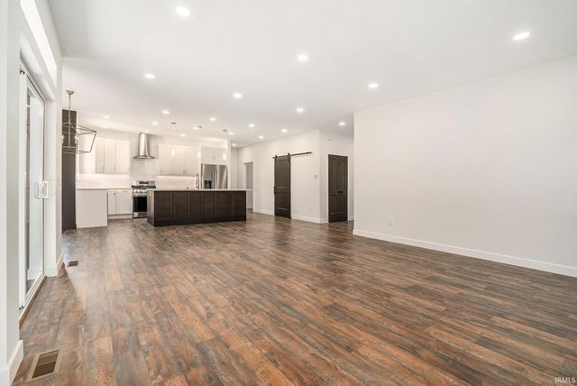 2583 Timberstone Drive, Elkhart, IN 46516