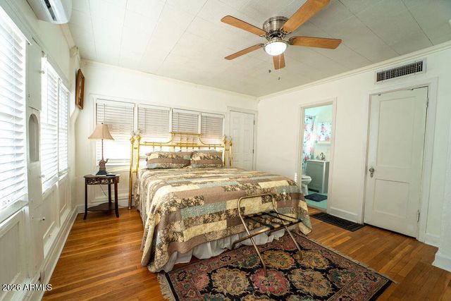 1826 N 11TH Street, Phoenix, AZ 85006