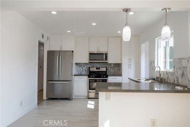 2818 W Bridgeport, Anaheim, CA 92804