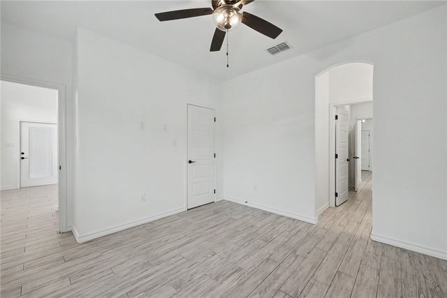 143 Amethyst St, Portland, TX 78374