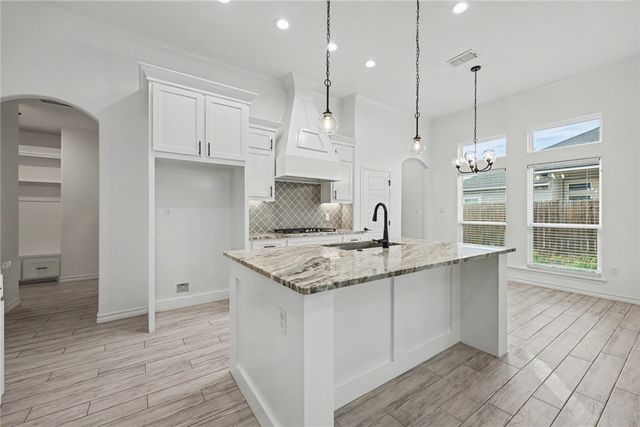 143 Amethyst St, Portland, TX 78374