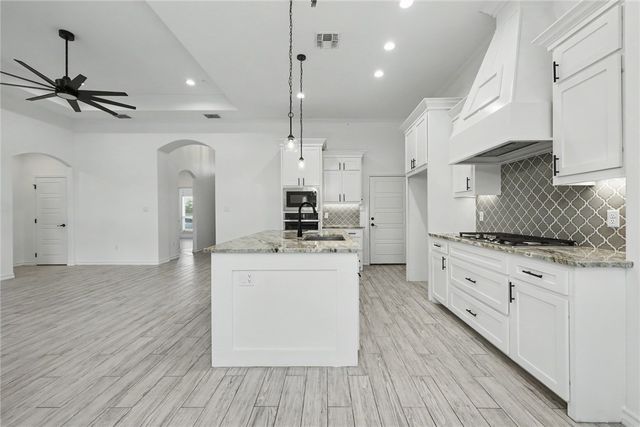 143 Amethyst St, Portland, TX 78374