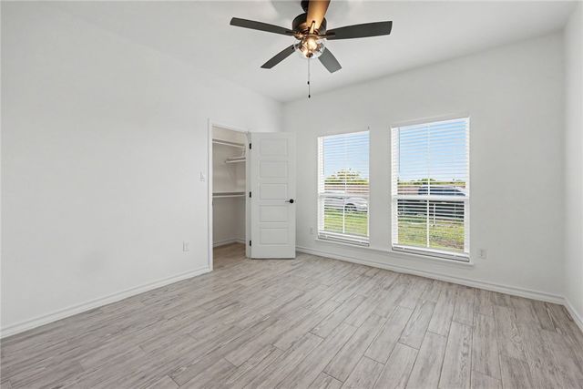 143 Amethyst St, Portland, TX 78374