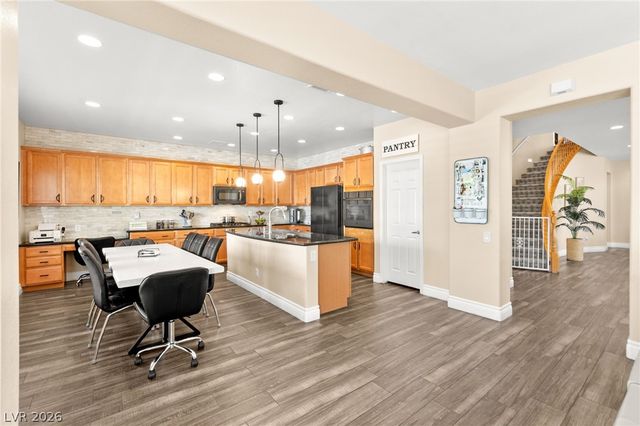 2524 Sturrock Drive, Henderson, NV 89044