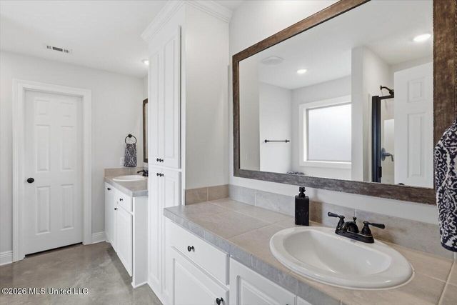 124 Bailey Cove, Canton, MS 39046