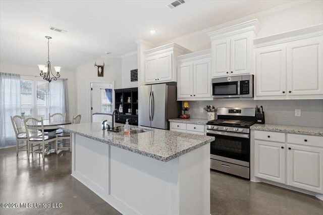 124 Bailey Cove, Canton, MS 39046