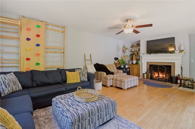 123 Progress Avenue, East Providence, RI 02915