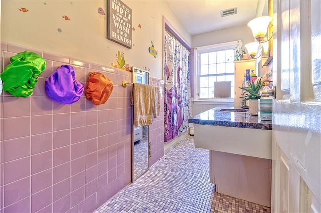 123 Progress Avenue, East Providence, RI 02915
