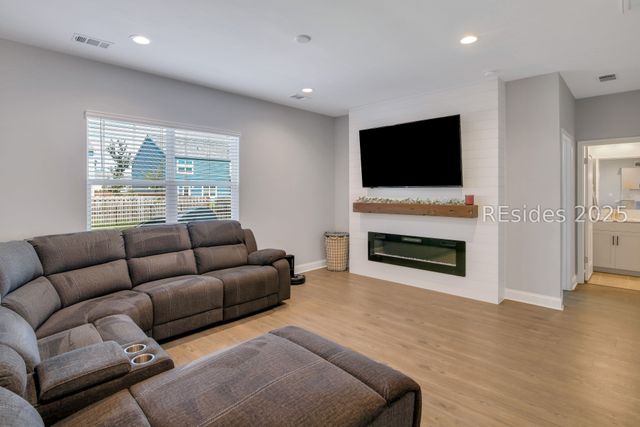 62 Dudley Ave, Bluffton, SC 29909