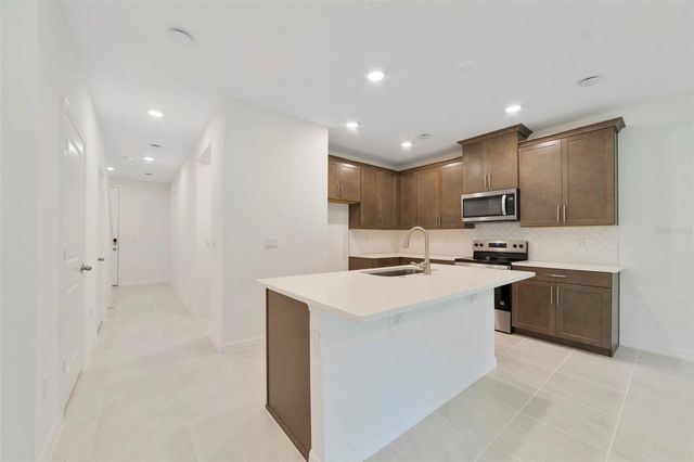 1661 GREENLEAF WOODS COVE, Oviedo, FL 32765