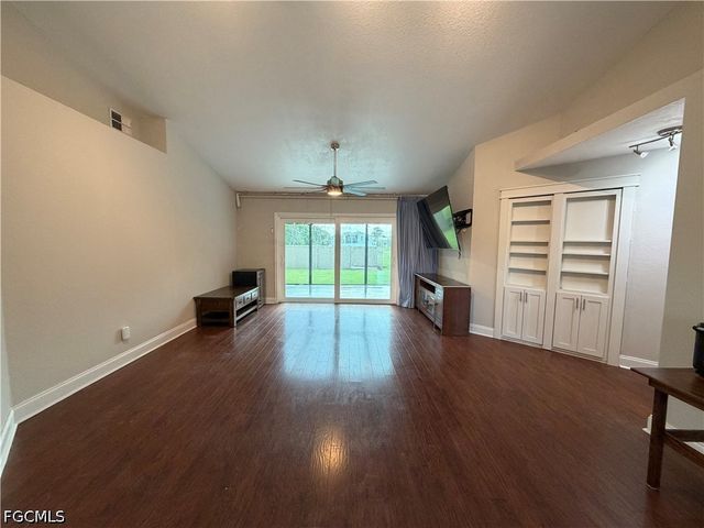 3628 Kent DR, Naples, FL 34112